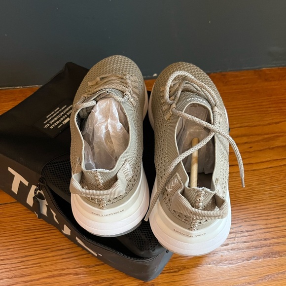 TRUE Linkswear Lux Sport spikeless golf shoes Sz.9 - Picture 4 of 7